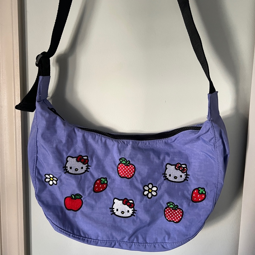 Hello Kitty Baggu Medium Crescent